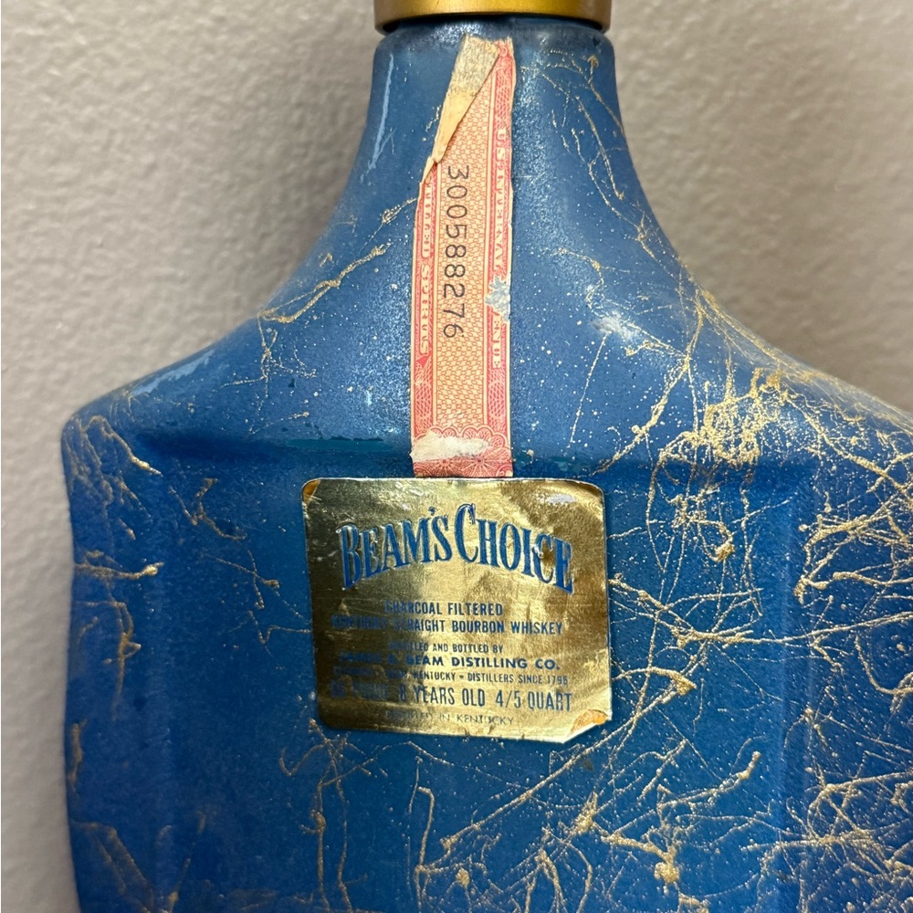Vintage Jim Beams Bourbon Whiskey bottles - Picture 4 of 4